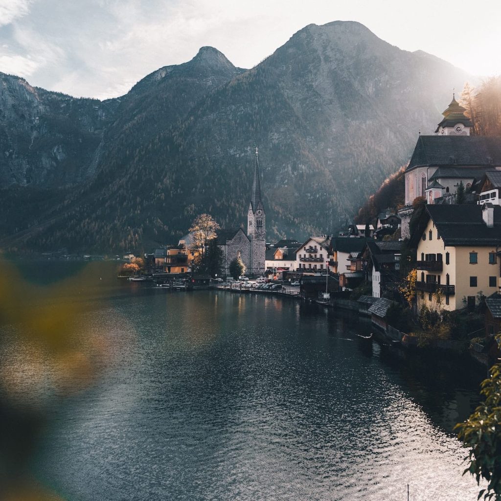 Introducing this amazing city sorasak 9dgwo ihql0 unsplash